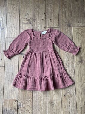 City Mouse Smocked Muslin Dress in Orchid size 3